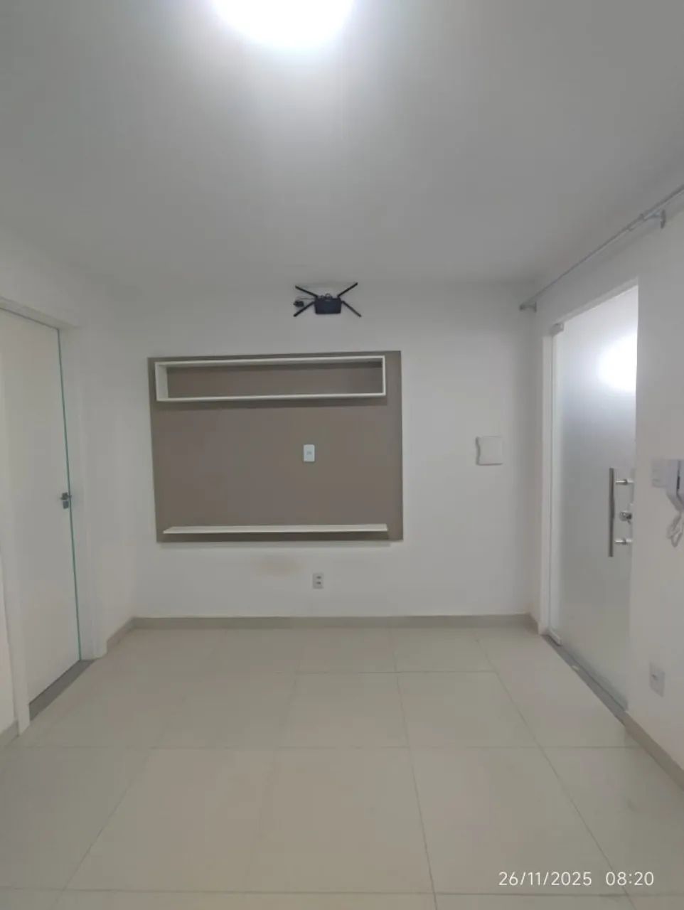 ALUGA-SE APARTAMENTO NO CENTRO - Foto 2