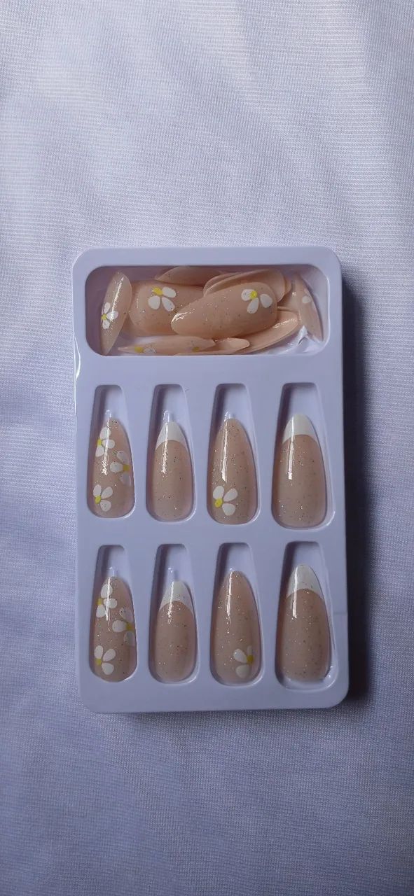24 unhas postiças realista  - Foto 3