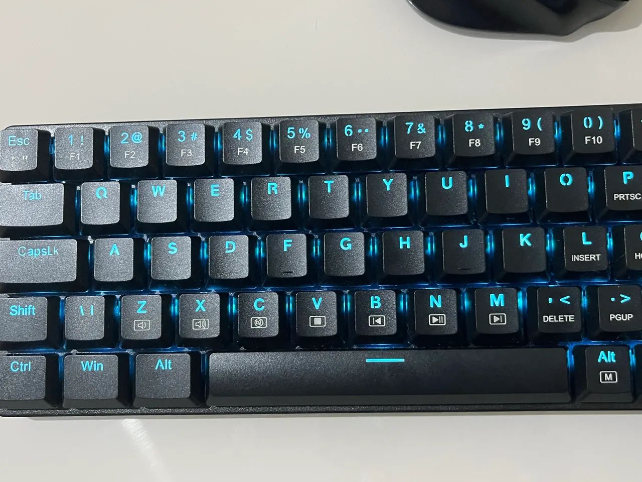 Kit teclado e mouse led sem fio Redragon BS-8772 - Foto 5