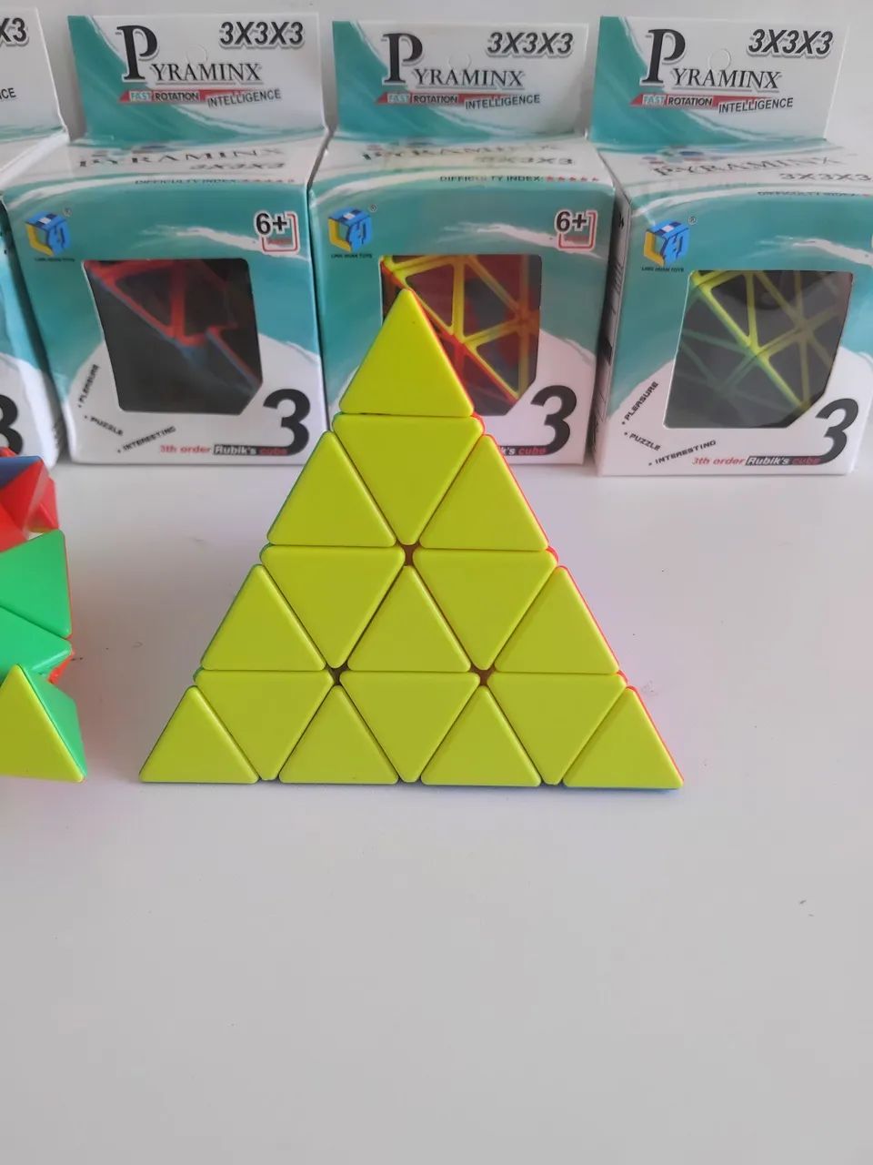 Cubo mágico pyraminx 4x4  - Foto 2
