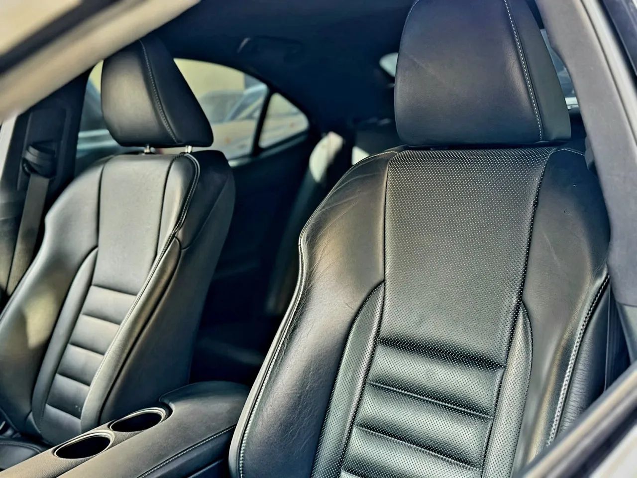 Lexus IS-250 F Sport 2.5 24V 208cv Aut., foto 9 de 14