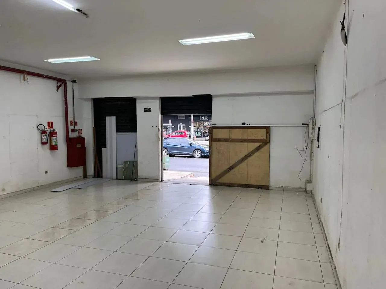 COMENDADOR MARTINS - LOJA NOVA 11,5m X 45m PÉ DIREITO 6m Vila Mathias - Foto 12