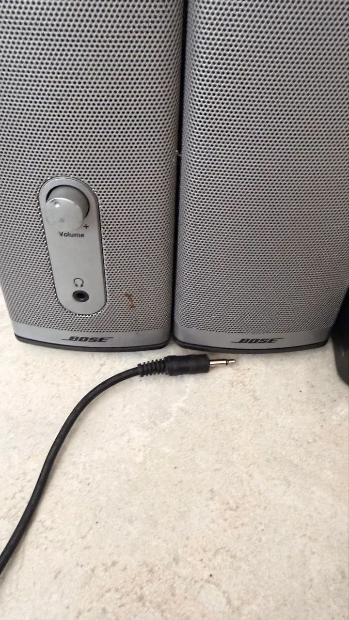 BOSE Companion 2® Series II Multimedia Speaker System - Aparelhos