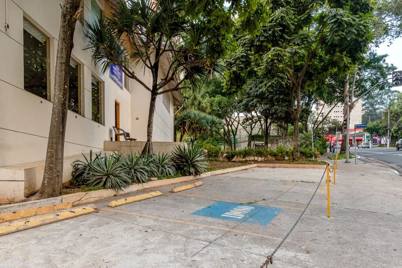 Casa comercial na Avenida Giovanni Gronchi, 5340  1505 m² - Foto 3