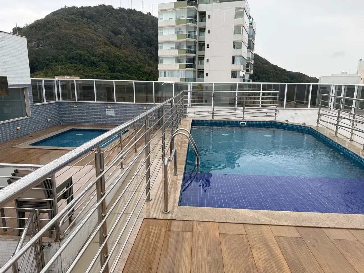 Alugo apto de 3 quartos na Praia da Costa . - Foto 3