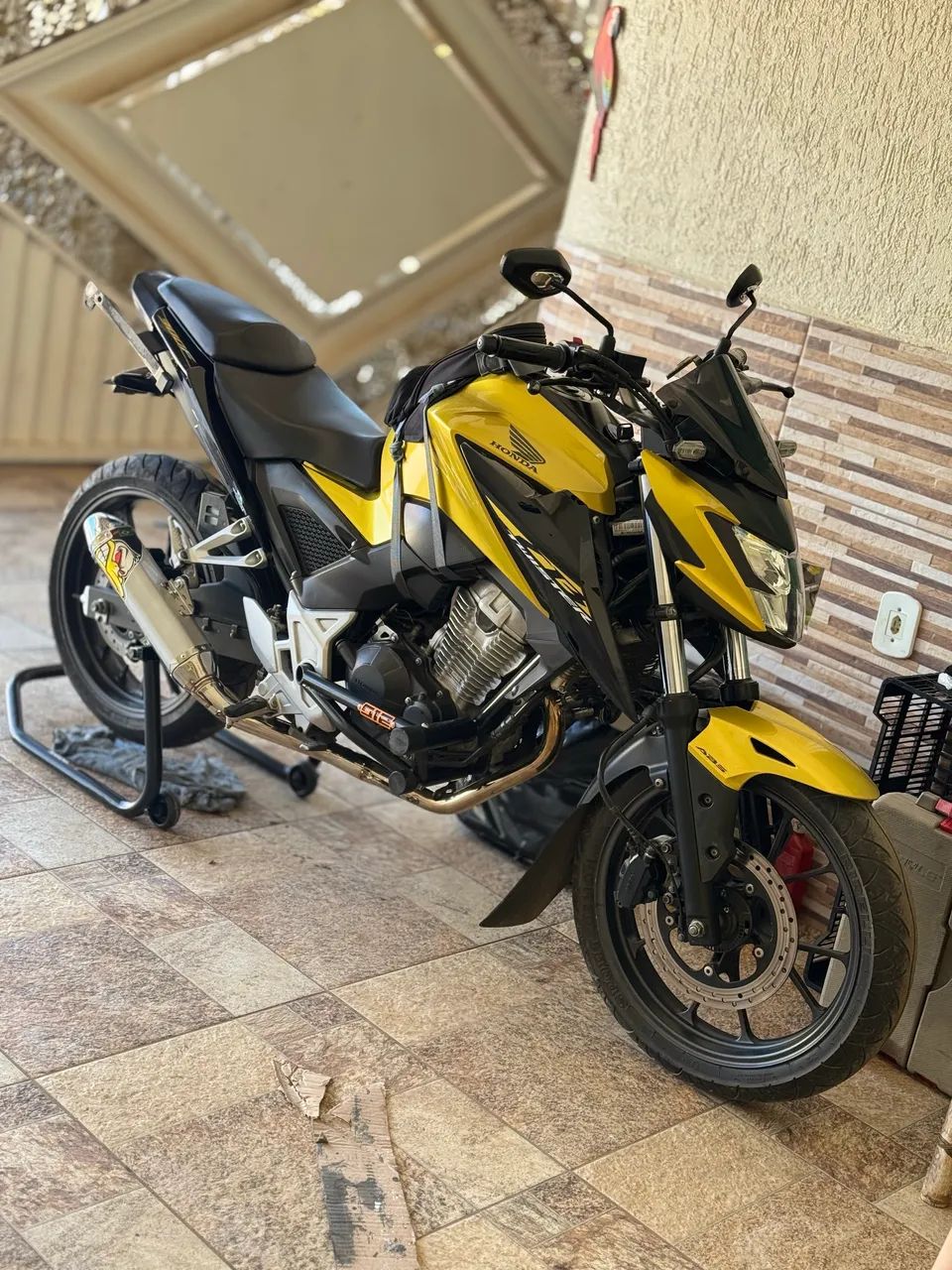 Twister Cb 300f 