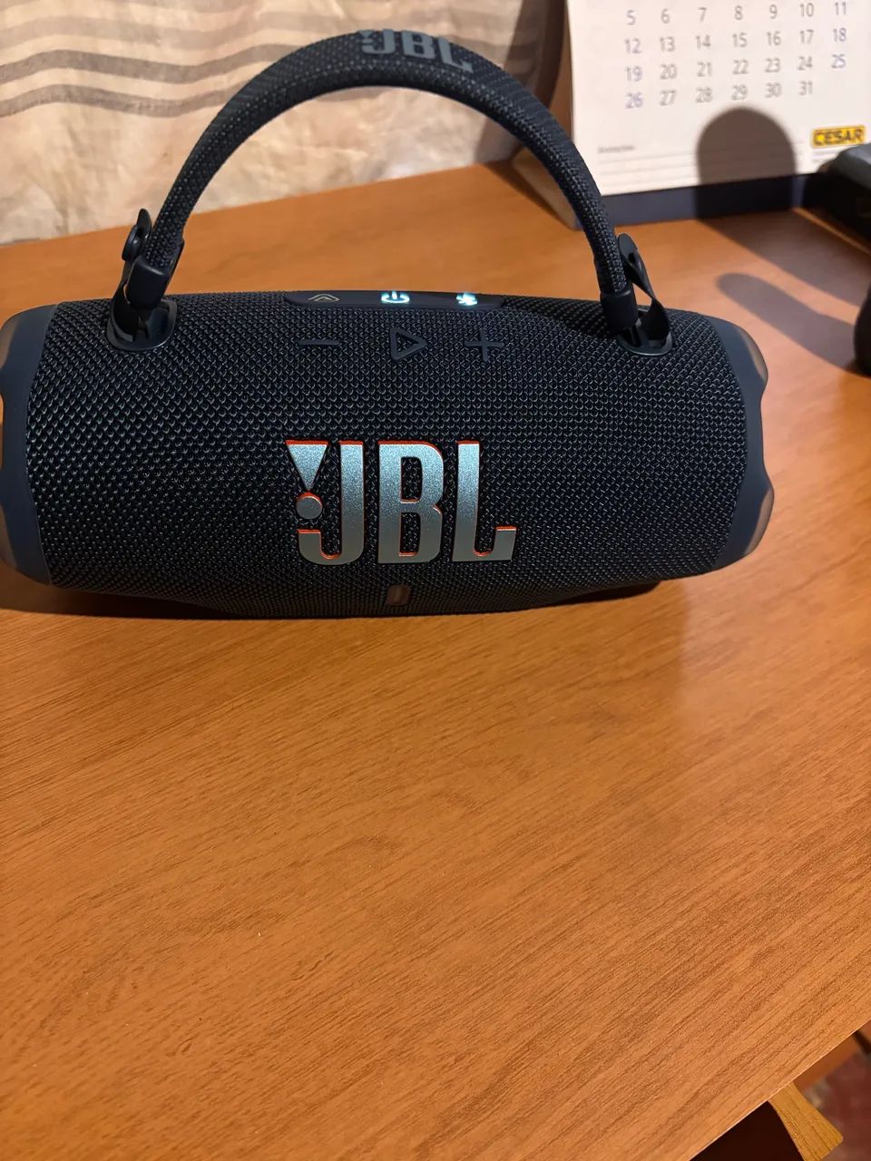 JBL charge6