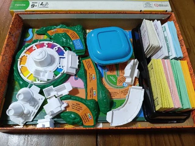Jogo da Vida Simpsons Hasbro - Completo e em Excelente Estado (Raro) - Foto 5