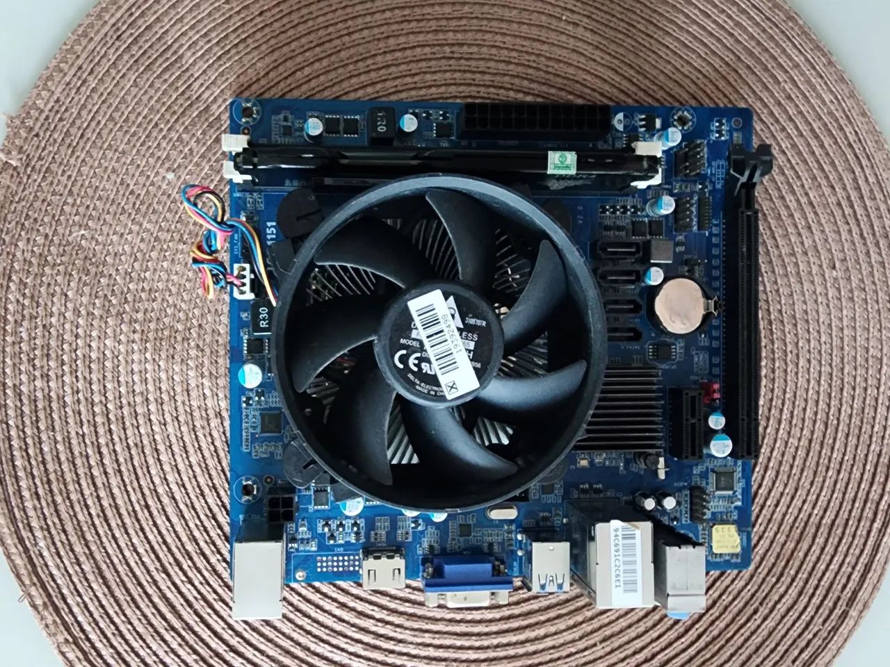Kit PC placa mae 8° Ger. + Pentium +4GB DDR4 - Foto 3