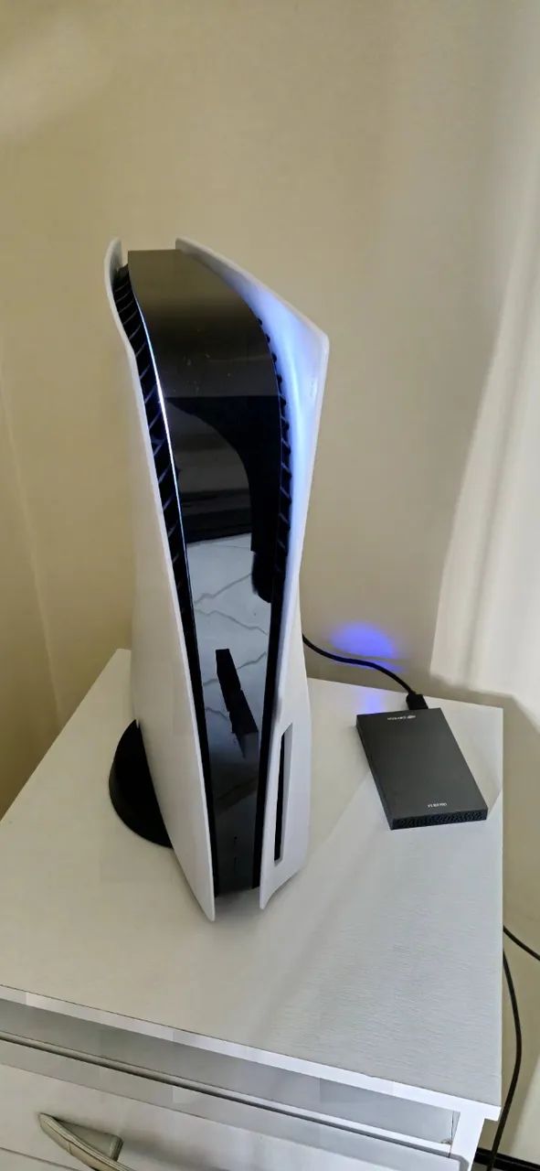 Vendo Playstation 5 (Com acessórios e PSPlus) - Foto 2