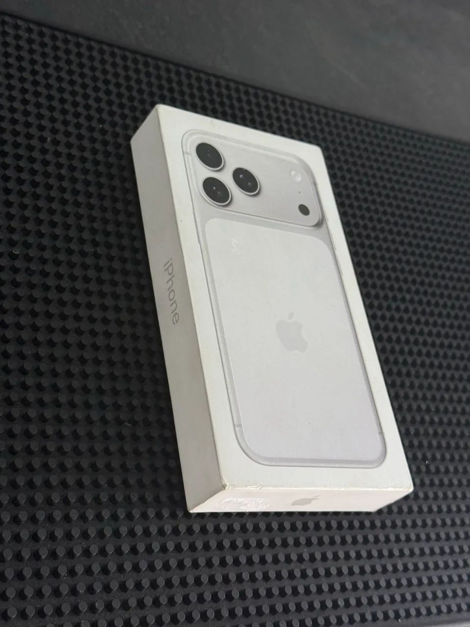 iPhone 17 Pro Max 512gb - Lacrado! - Celulares e Smartphones