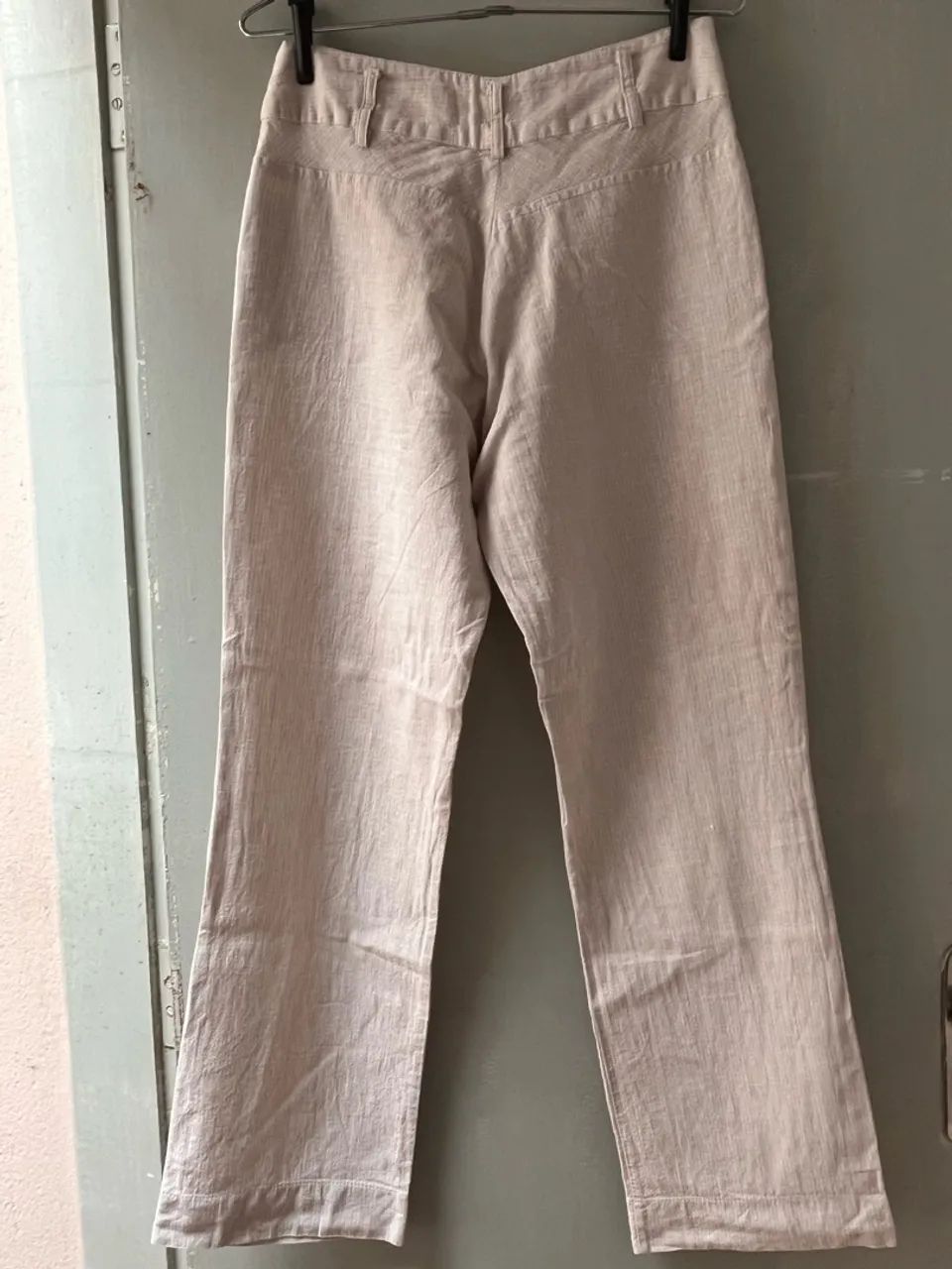 Calça de linho risca de giz bege - Foto 2