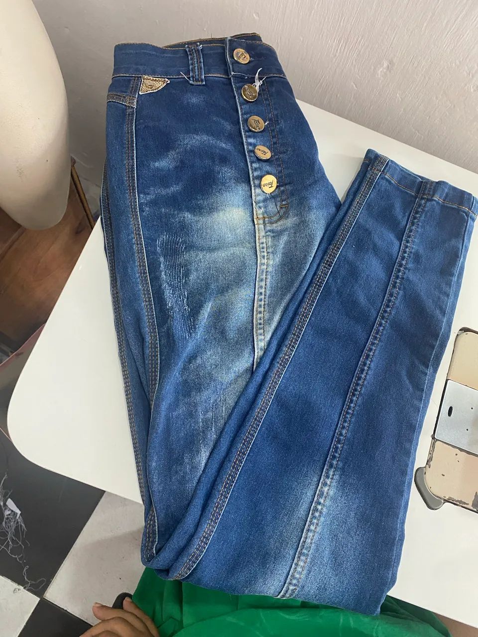 Calça jeans Feminina TAM 44/46 - Foto 2