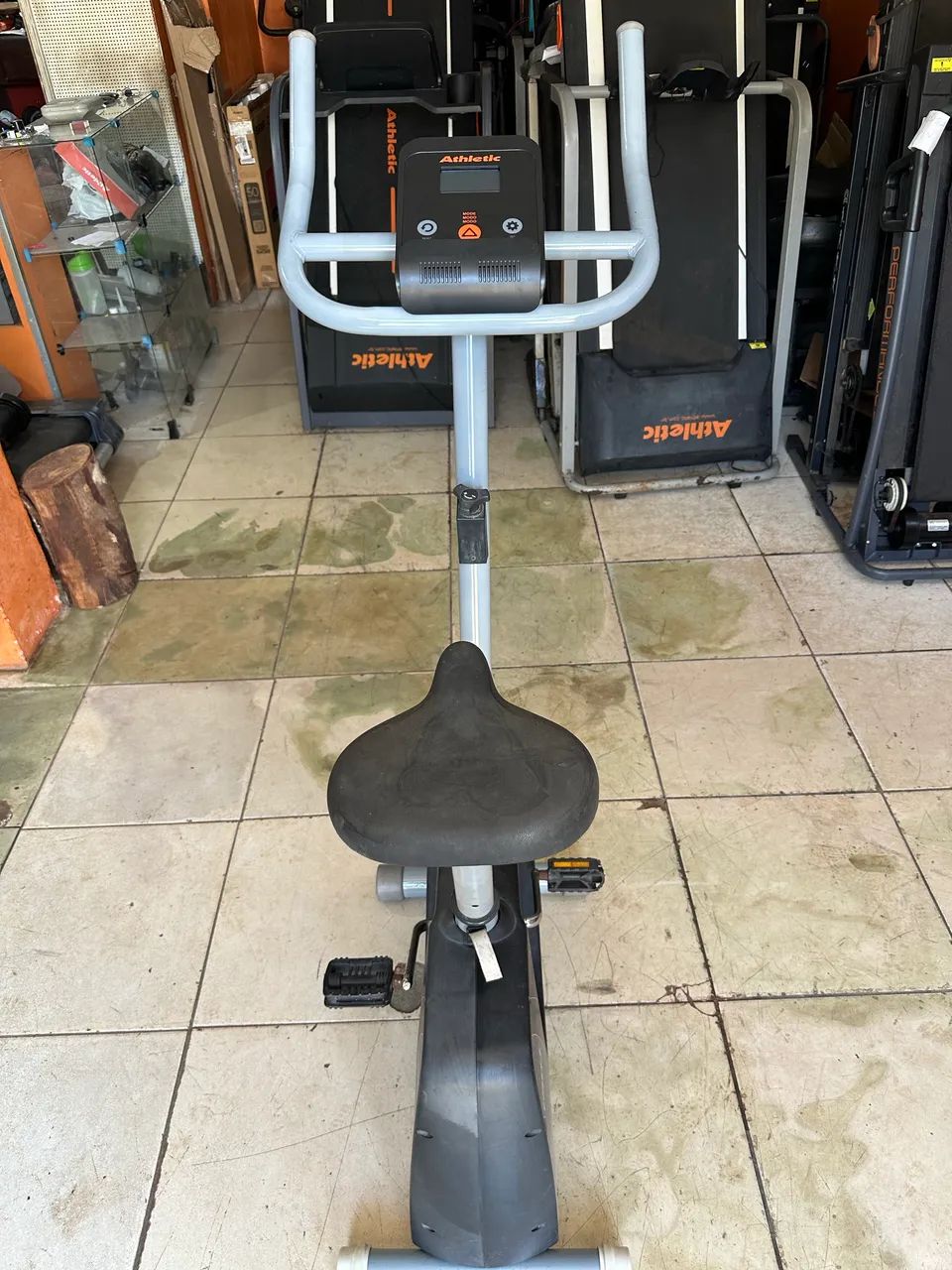 Vende-se Bicicleta Ergométrica  - Foto 3