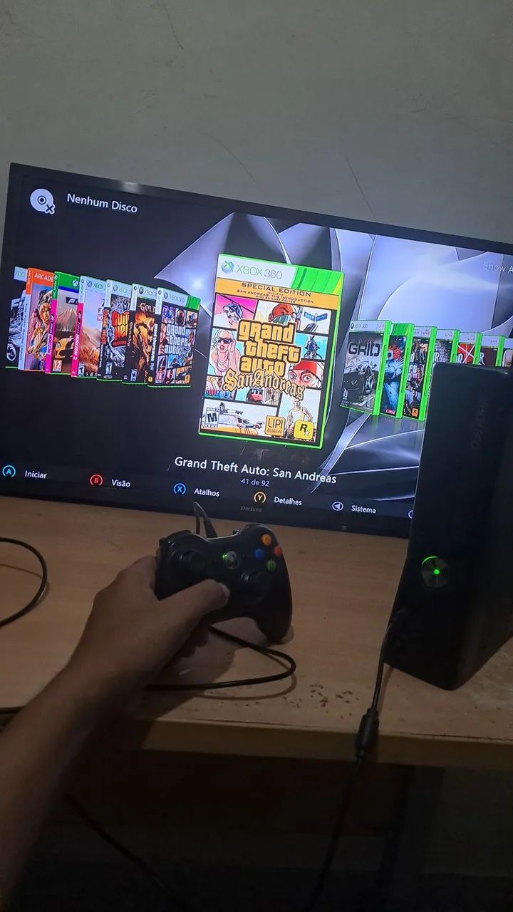 Xbox 360 rgh 3.0 500 gb 90 jogos - Foto 3