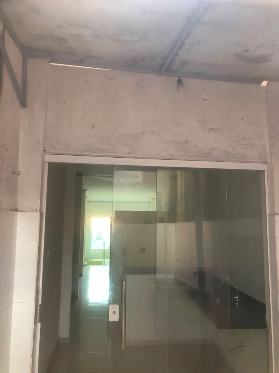 Vendo casa e ponto comercial na feira da Vila Embratel. - Foto 5