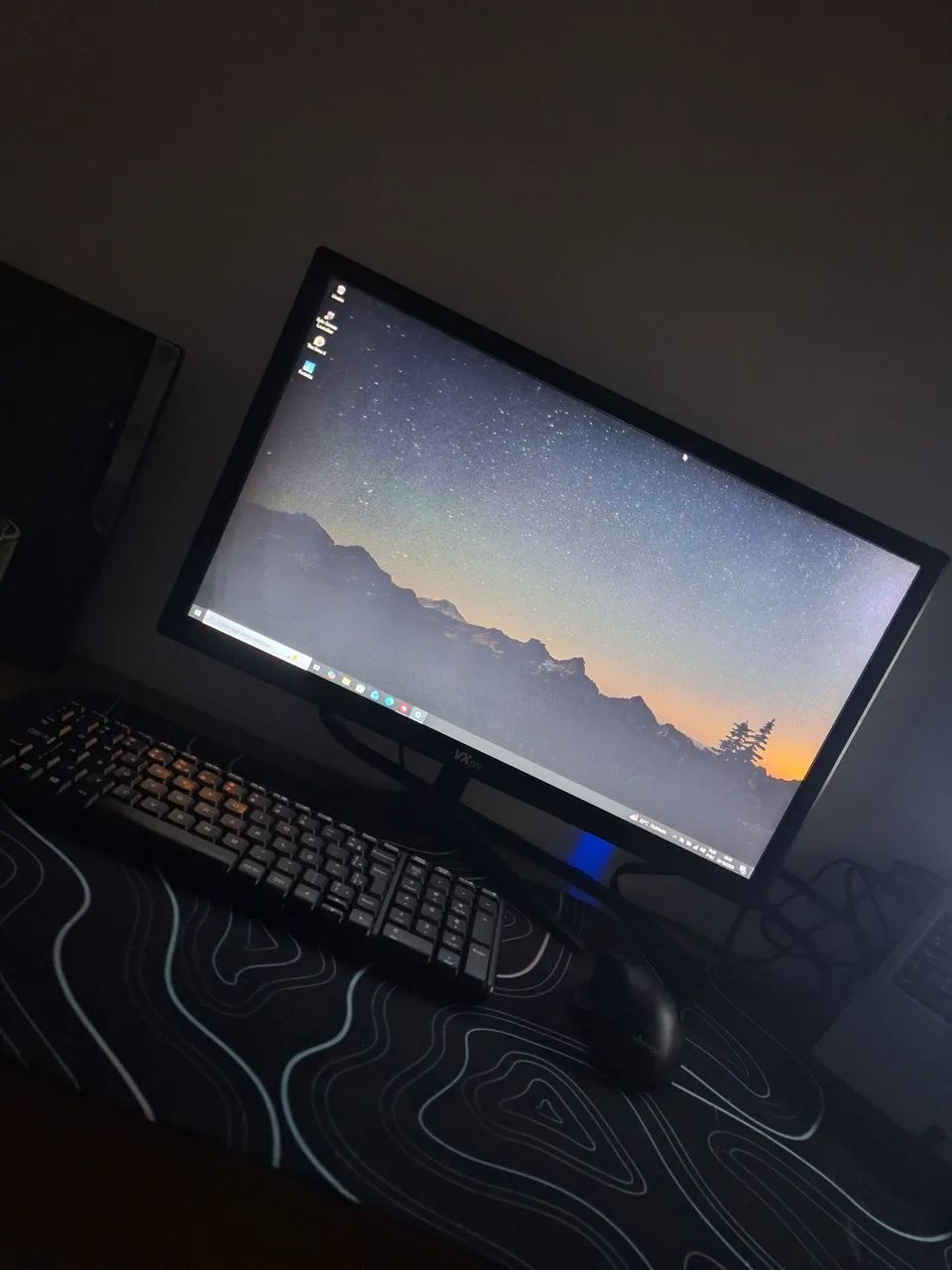 Monitor 25 Polegadas gamer ( acompanha HDMI e Cabo de energia )