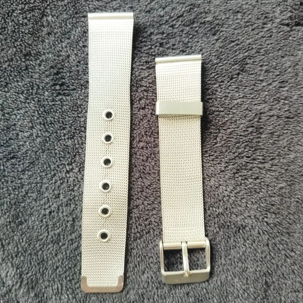 Pulseira de relógio estilo malha milanesa semi nova antiguidade 