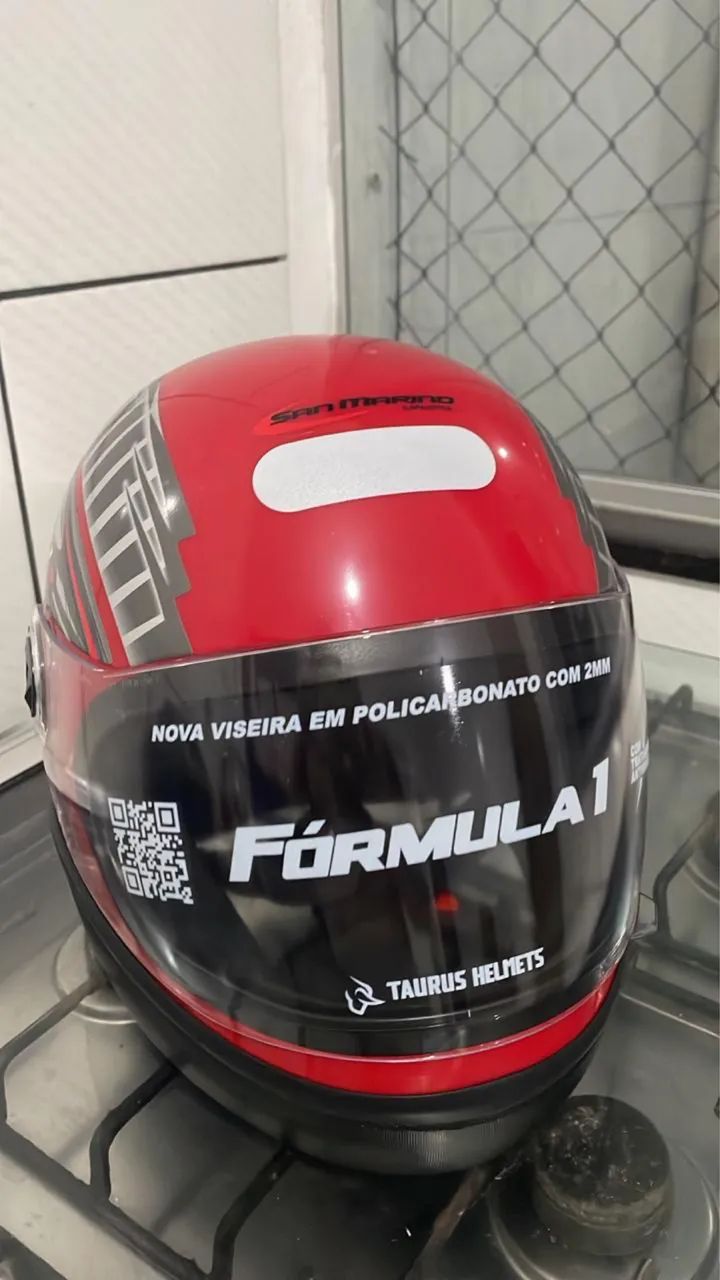 Capacete