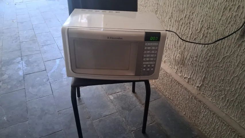 Microondas Eletrolux Impecável de uso Próprio  