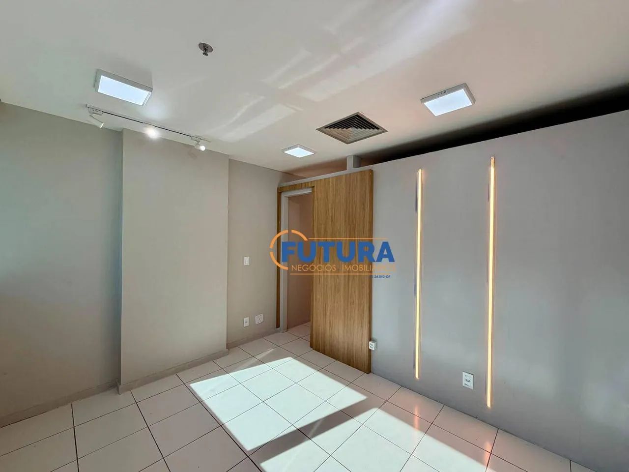 Sala para alugar, 28 m² - Ed Le Quartier Hotel e Bureau - Foto 2