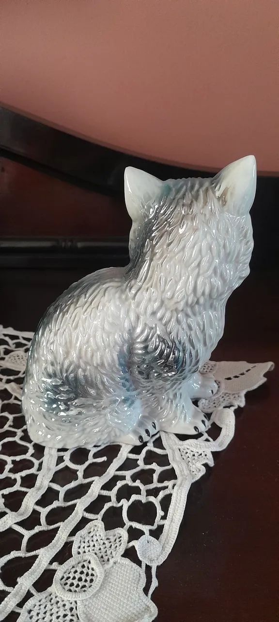BIBELÔ ANTIGO EM PORCELANA  - Foto 3