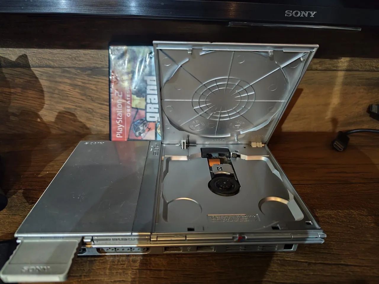 Vendo PS2 prata - Foto 2