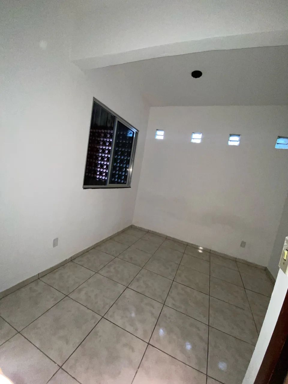 ALUGA-SE APARTAMENTO  - Foto 5