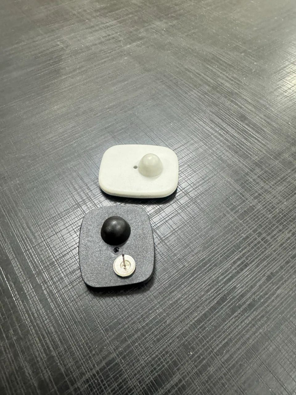 Etiqueta Antifurto Rigida Mini Tag Rf Com Pino 8.2mhz - Foto 2