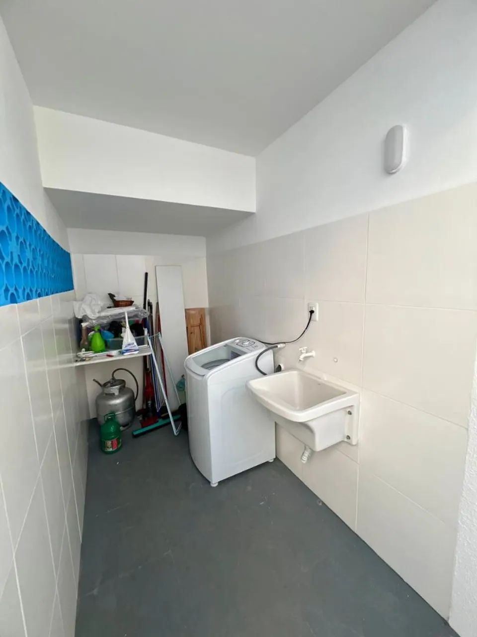 Casa Semi-Mobiliada com Painel Solar - Foto 4