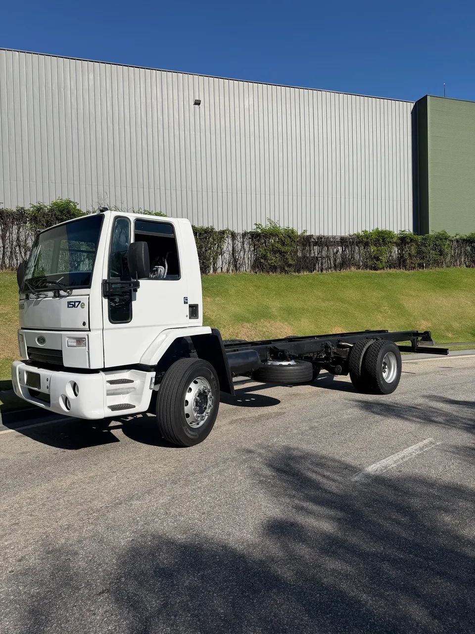 FORD CARGO 1517 - Foto 2
