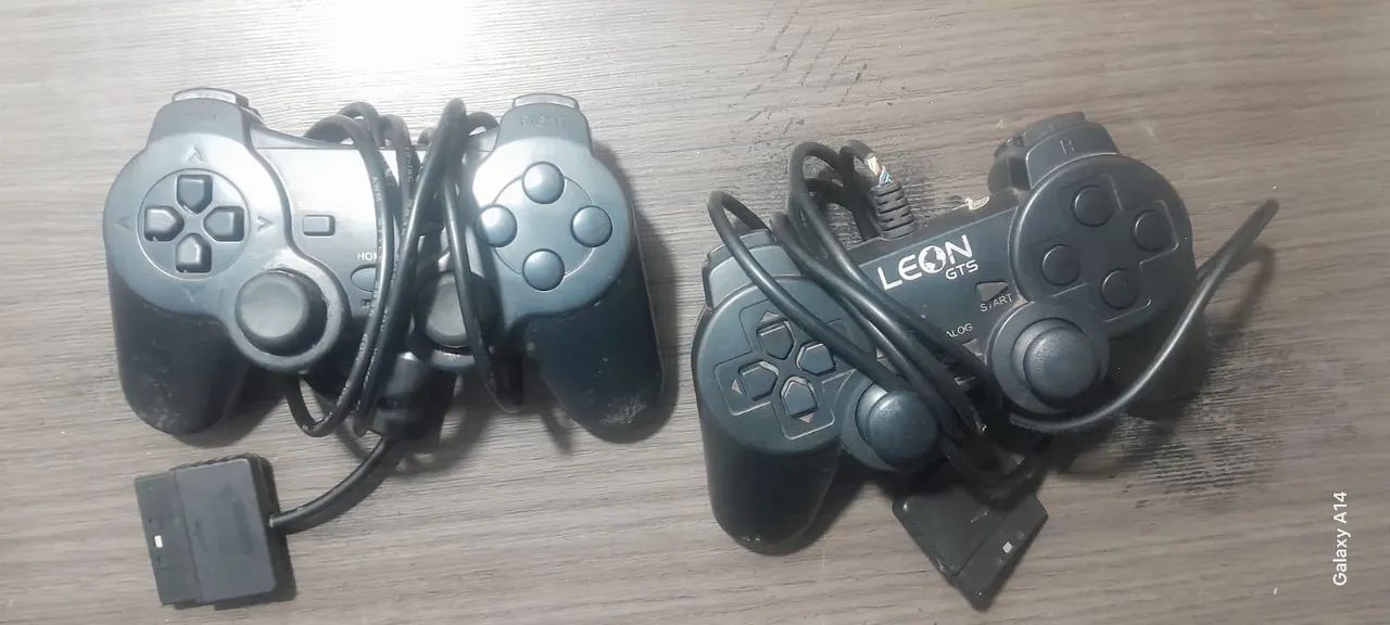 PlayStation 2 Slim Conservado + Adaptador HDMI + 10 Jogos (Aceito