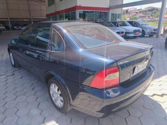 Vectra 2.2 2000 Automatico Com GNV - Foto 9