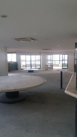 Exclusividade/ 504 m2 sendo UM por andar/ 4 suítes com varanda e closed - Foto 9