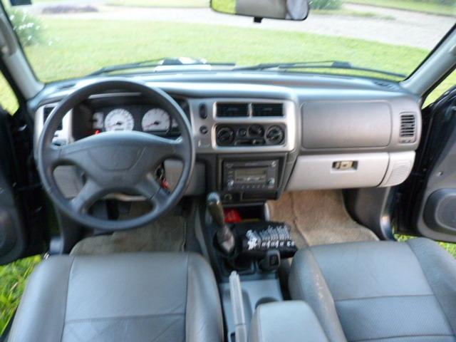 Pagero sport 2.5 4x4 manual a diesel impecavel - Foto 12