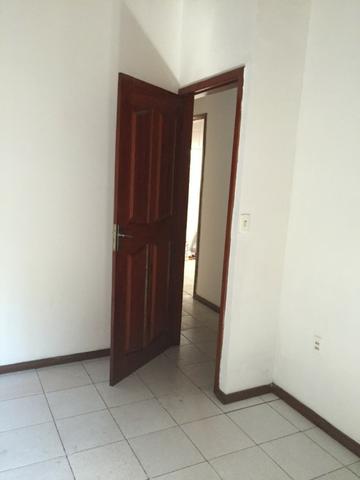 Excelente casa 100% Documentada, 2/4, Condomínio Imperial, ao lado do COPM, Financiável - Foto 12