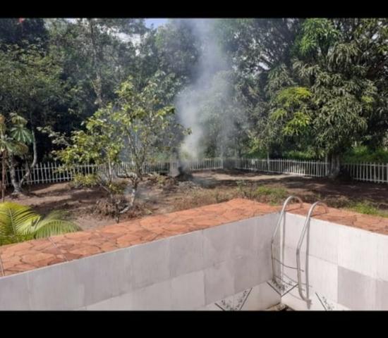 Belo Sítio no Murinim, acesso asfaltado, com Piscina e área verde (1.380 m2) - Foto 8