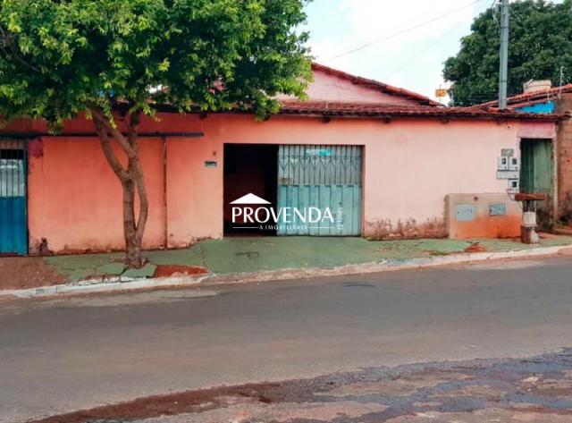 Casa com 3 dormitórios à venda, 288 m² por R$ 130.000 - Jardim Curitiba - Goiânia/GO