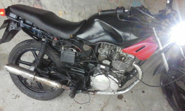 Vendor cbx strada 200 honda - Foto 2