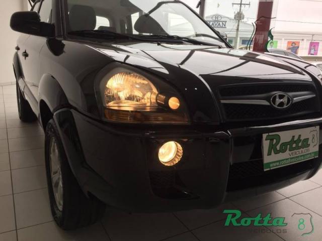 HYUNDAI TUCSON GLS 2.0 PERFEITO ESTADO DE CONSERVAÇÃO! - Foto 16
