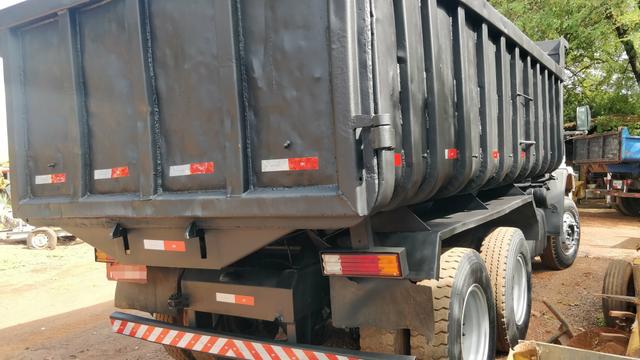 Caminhão Caçamba Ford Cargo 2632E - Foto 3
