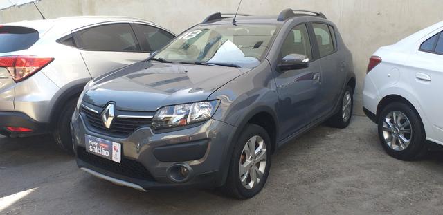 Sandero stepway 2018 entrada a partir de 8.000 com parcelas de 878.00 - Foto 2