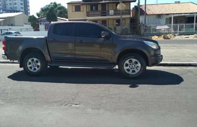Chevrolet S10 2.8 Lt. Cab. Dupla 4x2 Auto. Aut. 4p