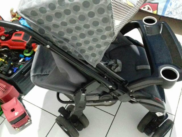 Carrinho de bebê tutii baby - Foto 6