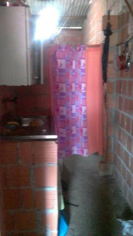 Vendo ou troco uma casa em manaus por outra em Santarém - Foto 2