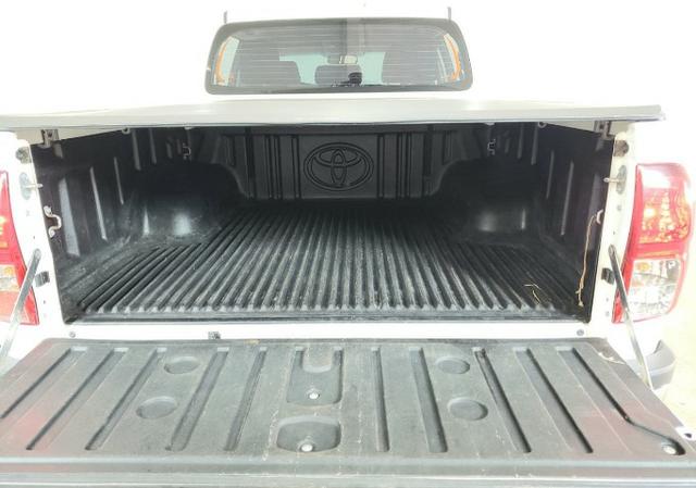 Hillux 2.8 SRX/4X4/16V/Diesel/Automático - Foto 9