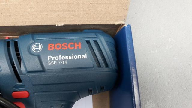 Parafusadeira e Furadeira Bosch Profissional - Esta NOVA - Foto 3
