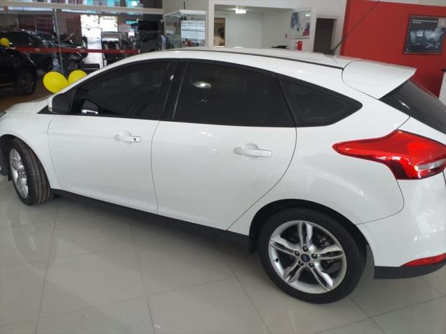 FORD FOCUS 1.6 SE PLUS 16V FLEX 4P MANUAL - Foto 3