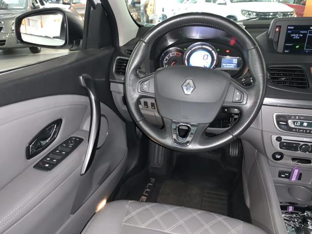 RENAULT FLUENCE PREVILEGE 2.0 AUT - Foto 10