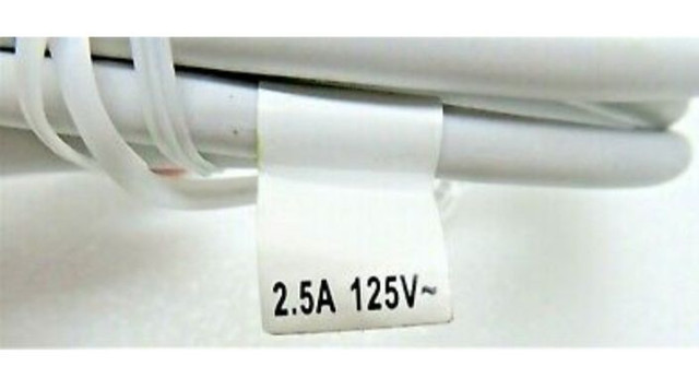 Apple Ac Volex APC7Q 590-5254 2.5A 125V Cabo de alimentação Macbook<br><br>